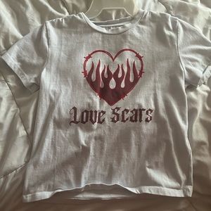 medium white love scars t shirt